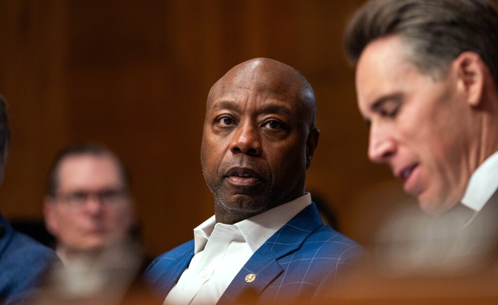 Trump faces rare GOP blowback over post depicting Obamas as primates