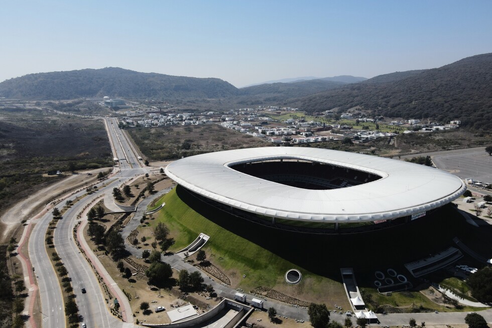 Infantino has 'complete confidence' in Mexico to host World Cup games