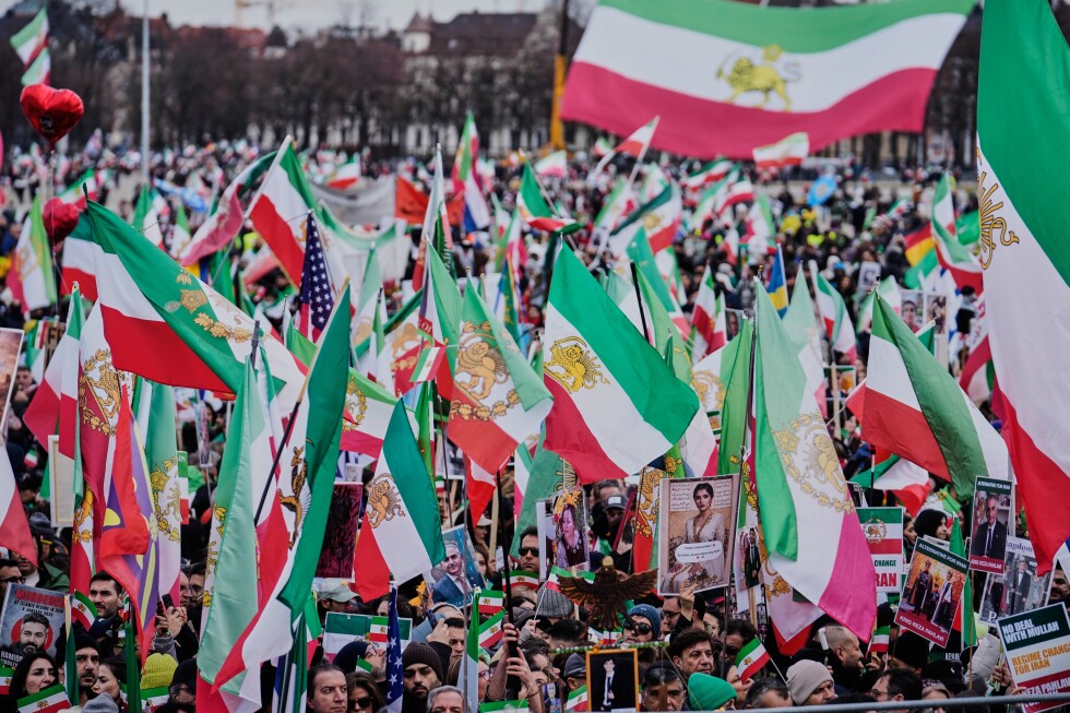 Supporters of Iran's exiled crown prince rally for regime change in Munich