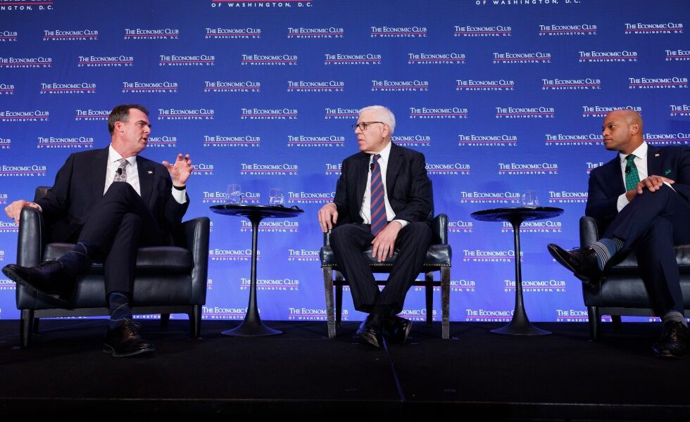 Governors arrive in Washington eager to push past Trump's partisan grip