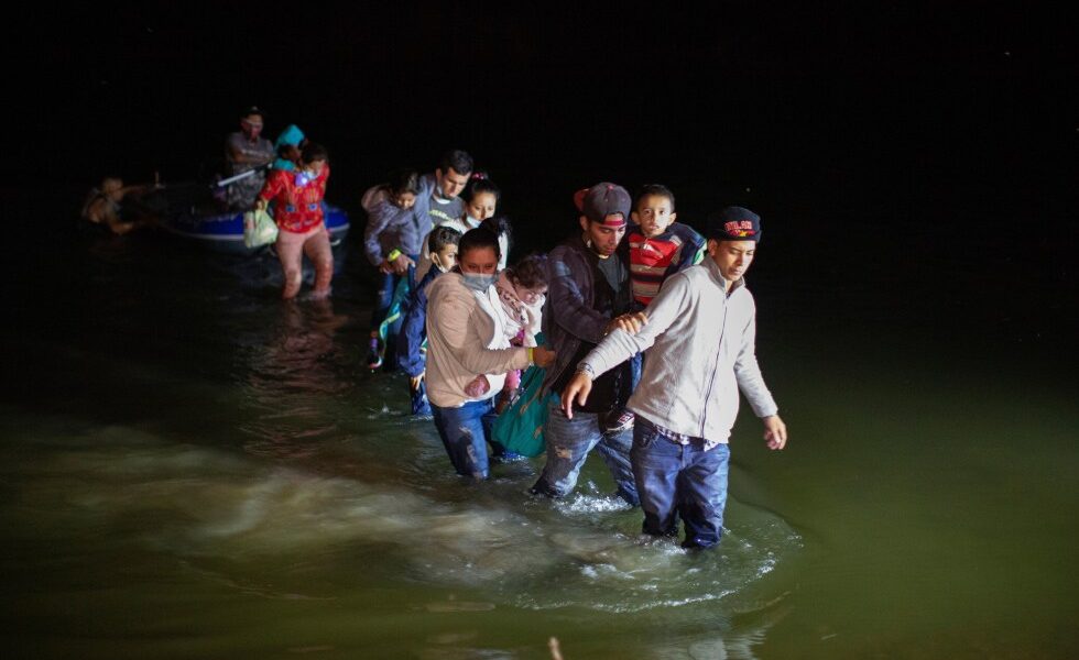 Judge orders Trump administration to return 3 deported families