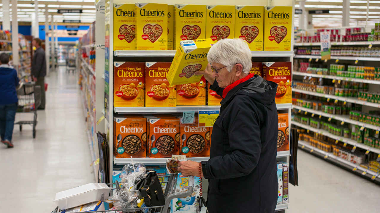 General Mills cuts profit forecast as shoppers change buying habits