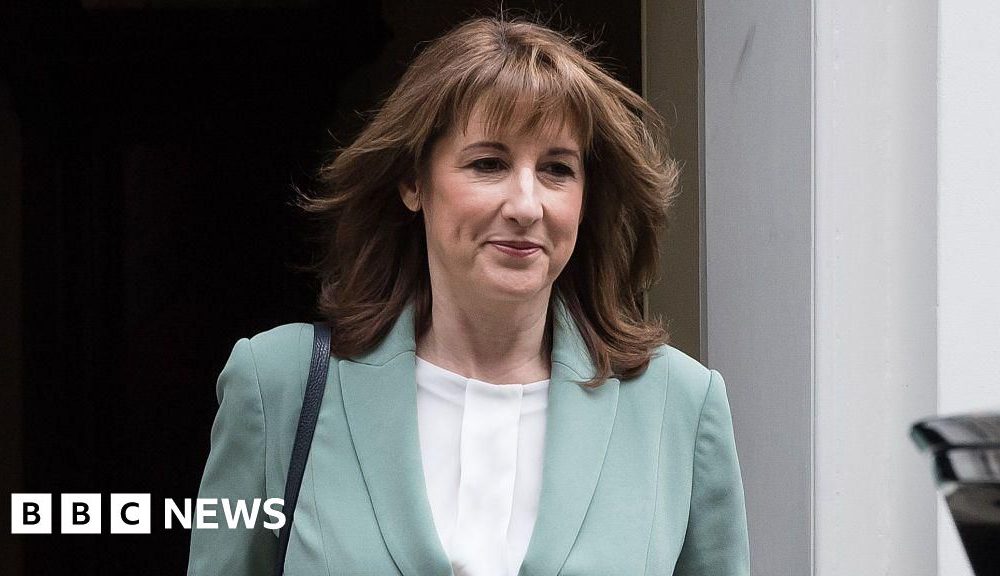 Reeves plans energy bill help for those 'who need it most'