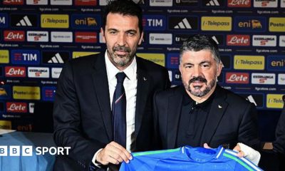 Gianluigi Buffon (left) pictured with Italy manager Gennaro Gattuso