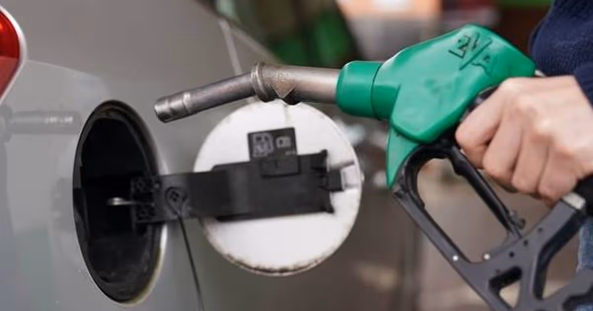 Government addresses energy crisis after claims 'two days' worth of gas stored