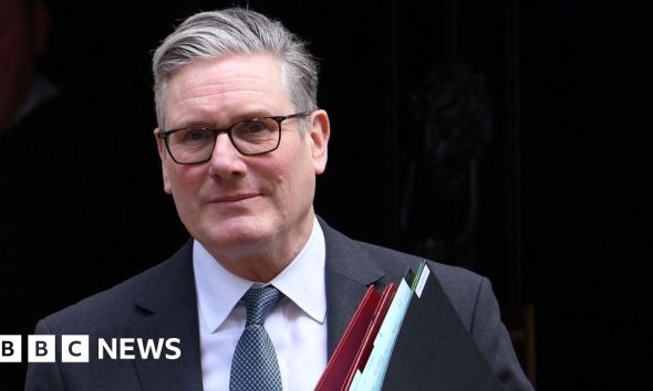 Starmer vows to crack down on 'profiteering' from fuel crisis