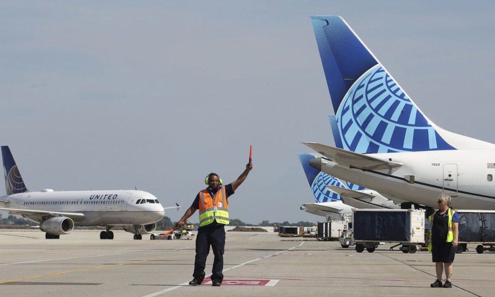 United Airlines ditches more economy seats for bigger premium cabins