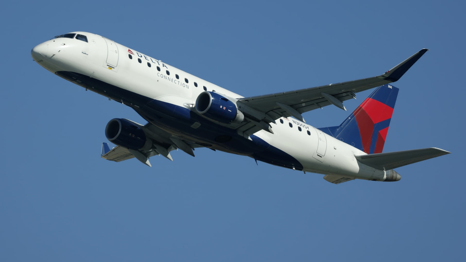 Delta raises revenue guidance as CEO says travel demand has been great