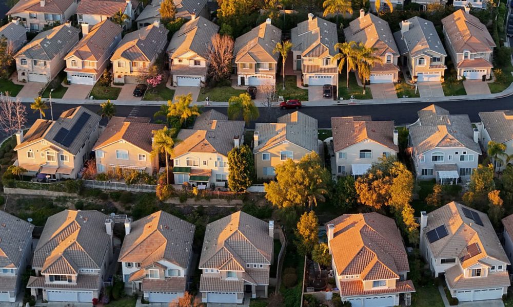Mortgage rates surge to highest since September