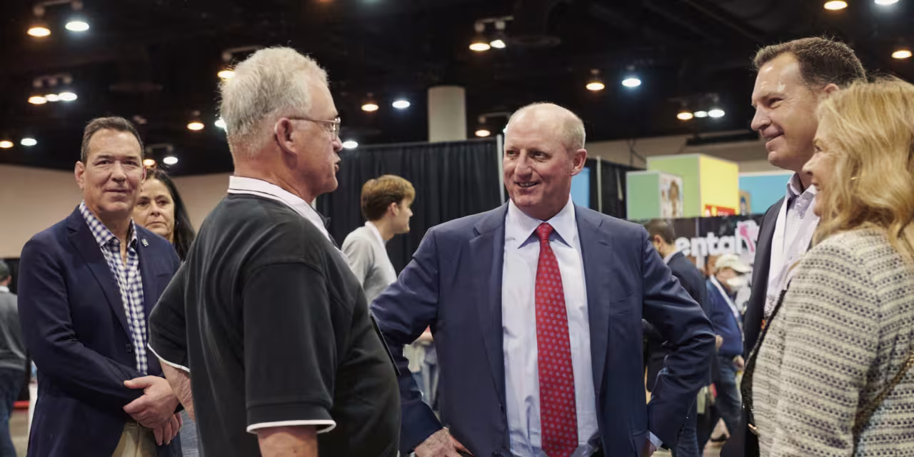 How Greg Abel’s First Letter to Berkshire Shareholders Differs From Warren Buffett’s