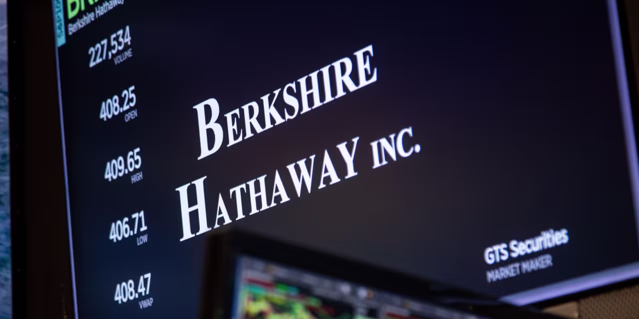 Berkshire Hathaway Operating Earnings Fell 30% in Fourth Quarter. There Were No Stock Buybacks.
