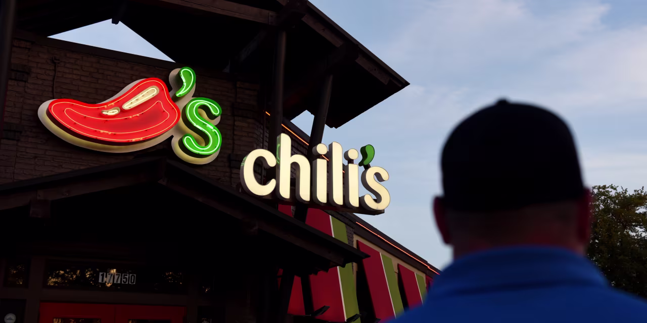 Most Restaurants Grow Sales by Raising Prices. These 3 Relied on Foot Traffic.