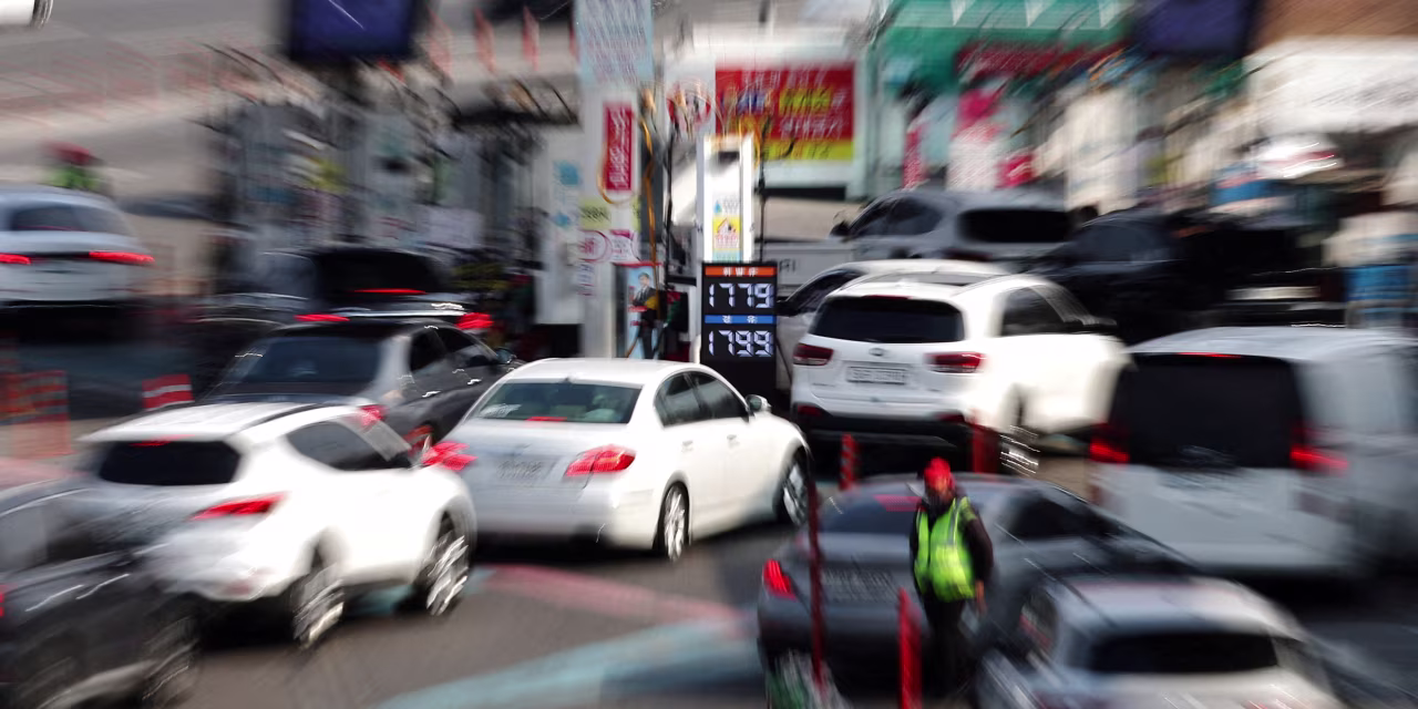 Oil, Gas Prices Surge as Iran War Forces Gulf Producers to Cut Output