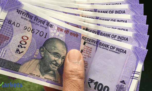 Rupee sinks to record low of 92.39 vs USD on energy supply worries