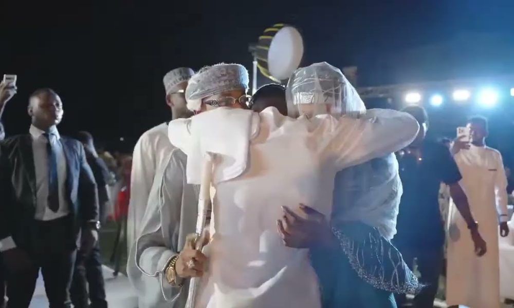 TAZAMA: GIGY MONEY ALIVYOINGIA UKUMBINI KWENYE HARUSI YAKE...