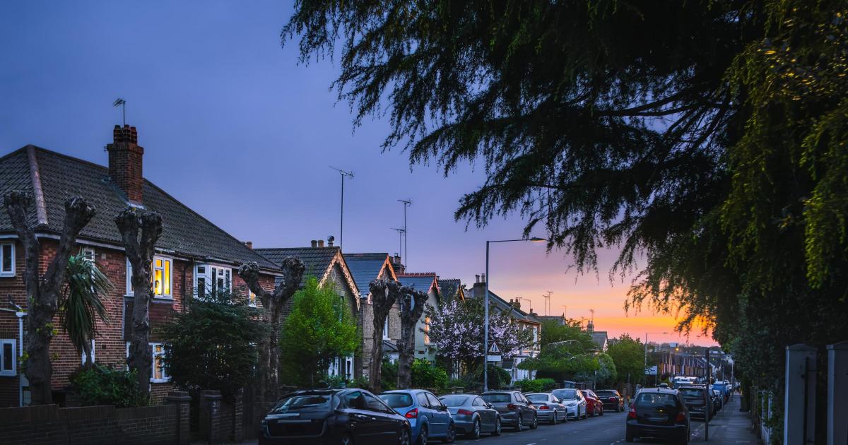 Highway Code warning as drivers face fines for parking on street
