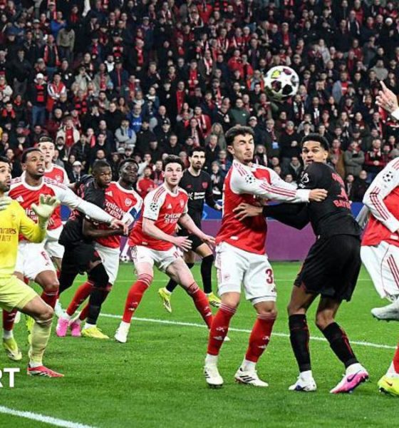 Andrich scores from corner for Leverkusen