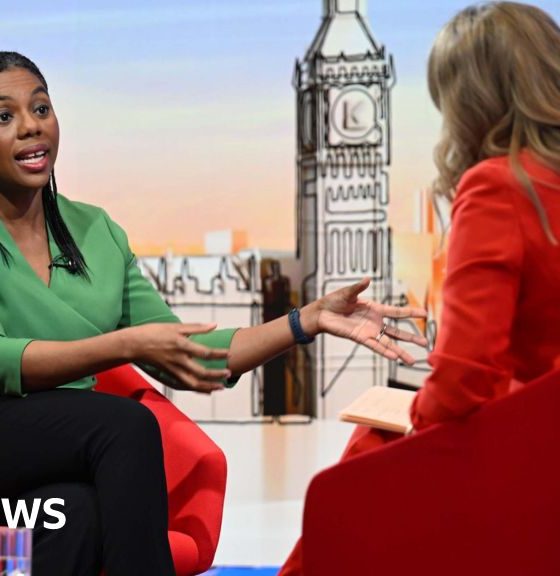 Cut taxes on energy bills before giving bailouts, Badenoch says