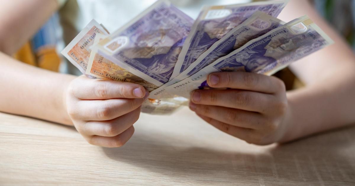 Best time to buy Euros? Pound reaches nine-month high