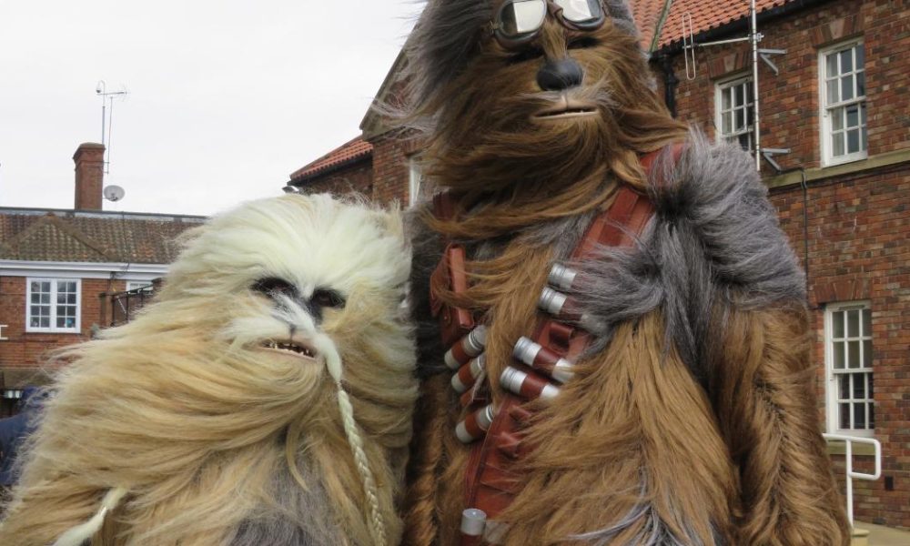 Thousands of Comic Con fans enjoy event at York Racecourse