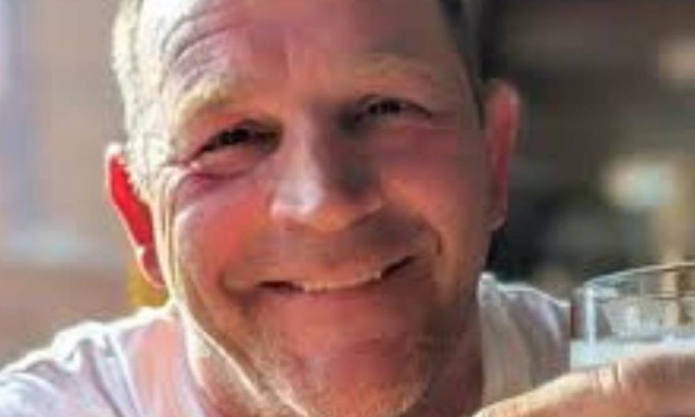 Woman heard 'I've got a gun' before alleged 2003 Bolton rape