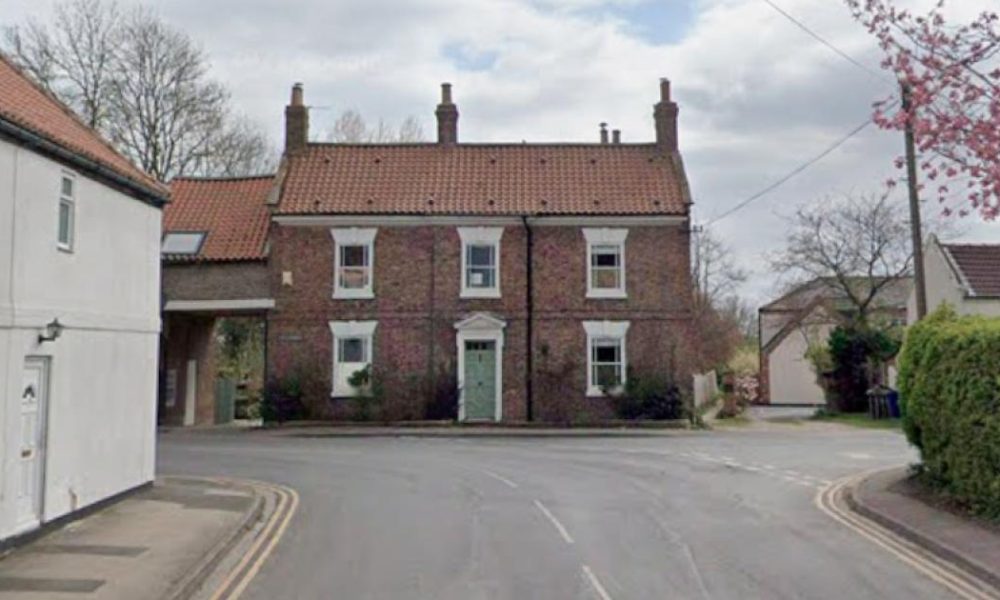 Attempted robbery in Cliffe, near Selby - police probe