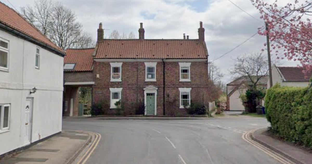 Attempted robbery in Cliffe, near Selby - police probe