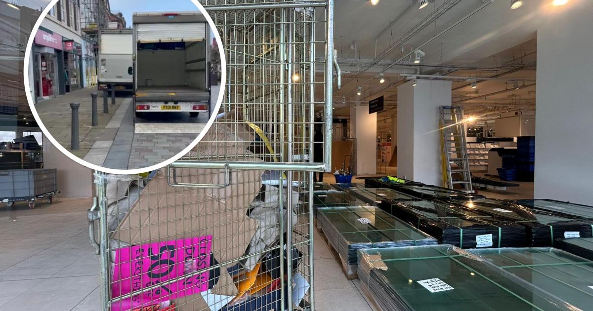 Removal vans move in on closed House of Fraser in Darlington