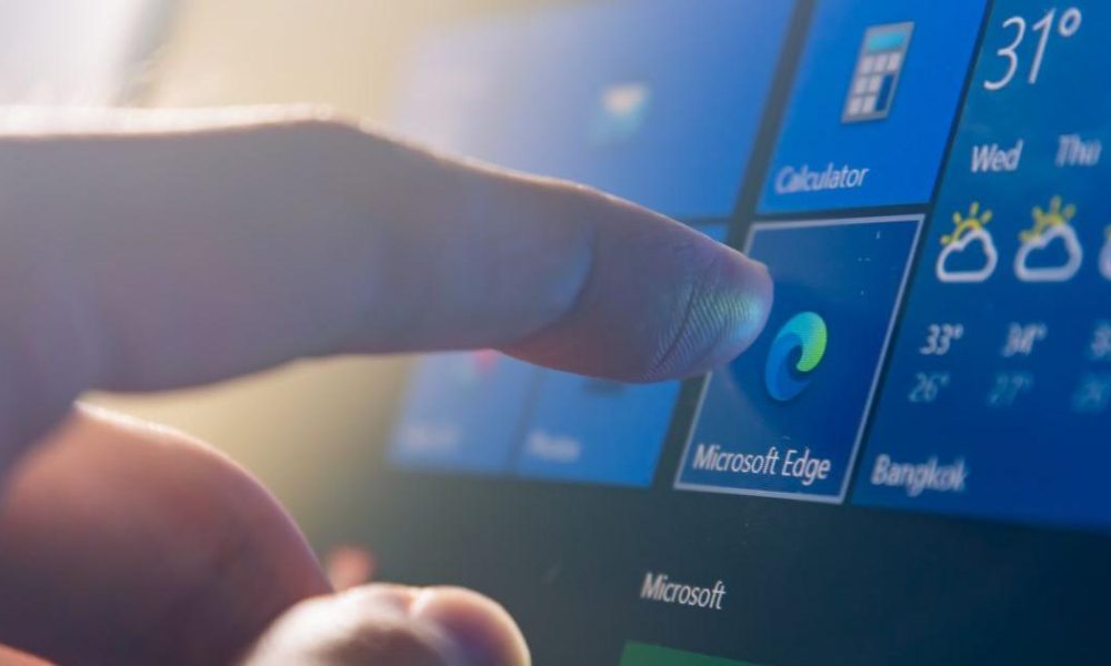 Windows 10 support ending as expert issues urgent warning