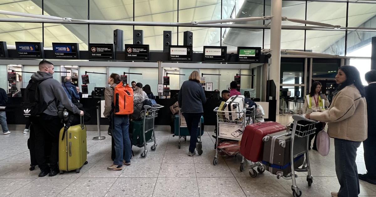 UK holidaymakers issued travel warning amid new airport rule
