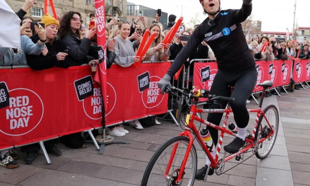 DJ Greg James arrives in Sunderland on his 'Longest Ride'