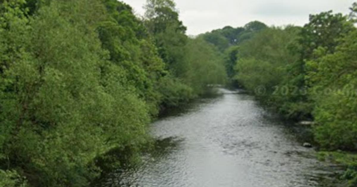 Police appeal to public over car stuck in River Ure