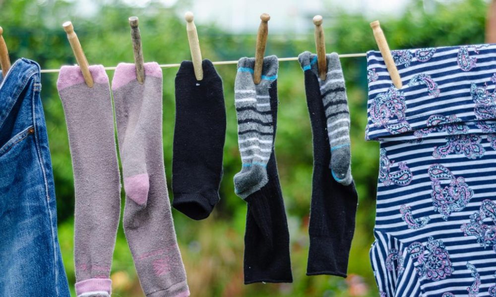 Households should dry clothes outside for 4 hours in spring