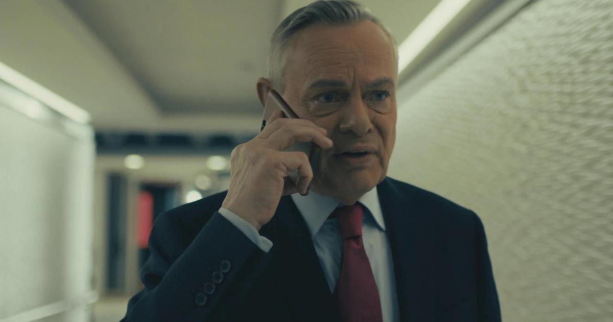 Martin Clunes explains why he took Huw Edwards role