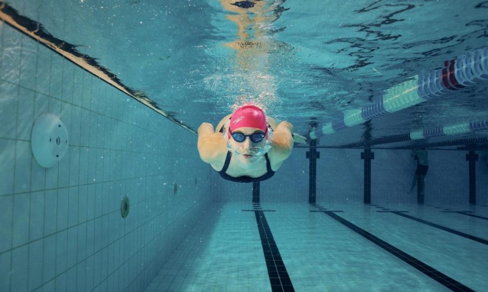 Health and fitness - top 10 health benefits of swimming