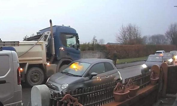 One-way system finally implemented on Dearden Street