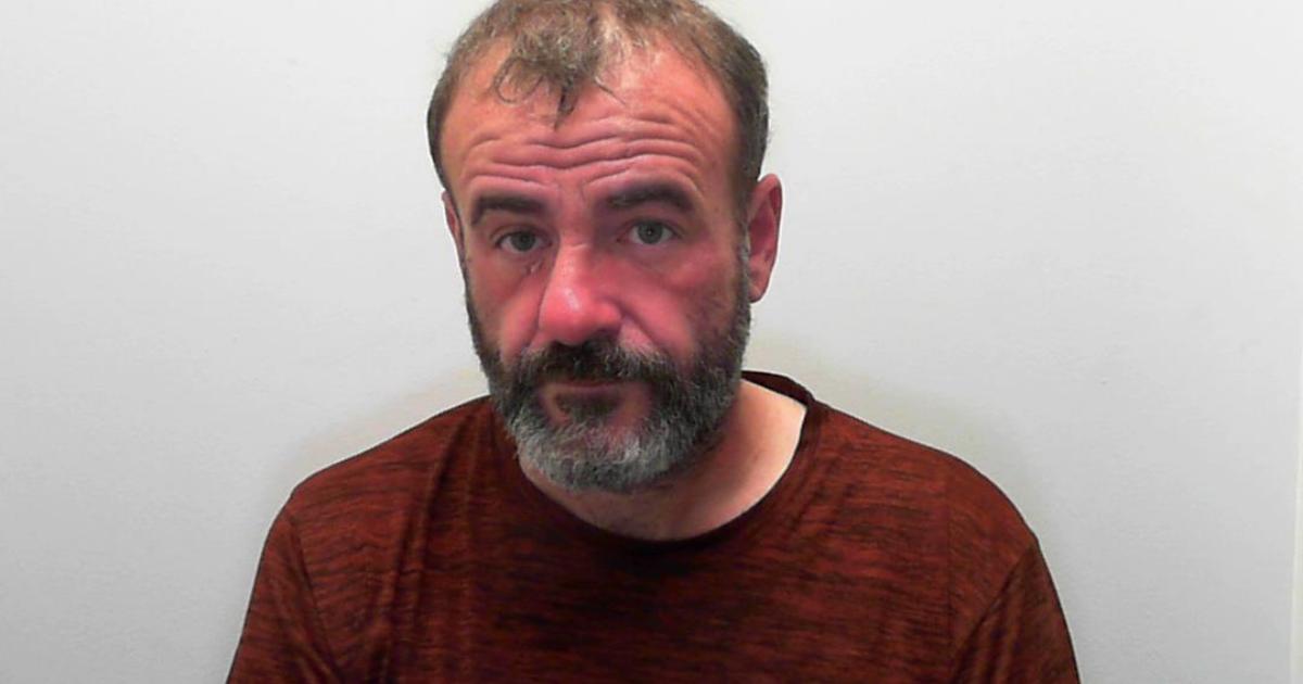 Police hunt for Steven David Green in East Yorkshire