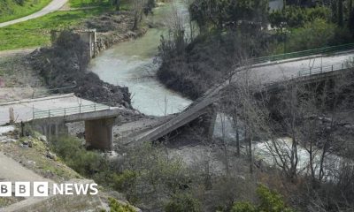 Israel destroys river bridges in southern Lebanon