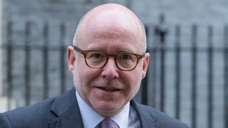 If Labour Doesn't Revamp The Civil Service, Reform UK Will Dismantle It, Warns Hermer