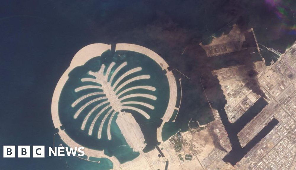 Gulf states weigh response to Iranian strikes