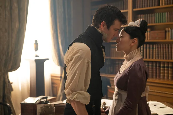 Luke Thompson and Yerin Ha in Bridgerton season four