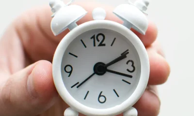 Why Do The UK And US Clocks Go Forward On Different Dates?