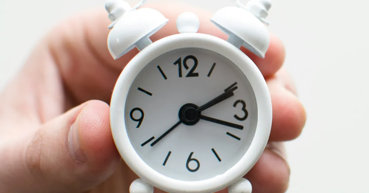 Why Do The UK And US Clocks Go Forward On Different Dates?