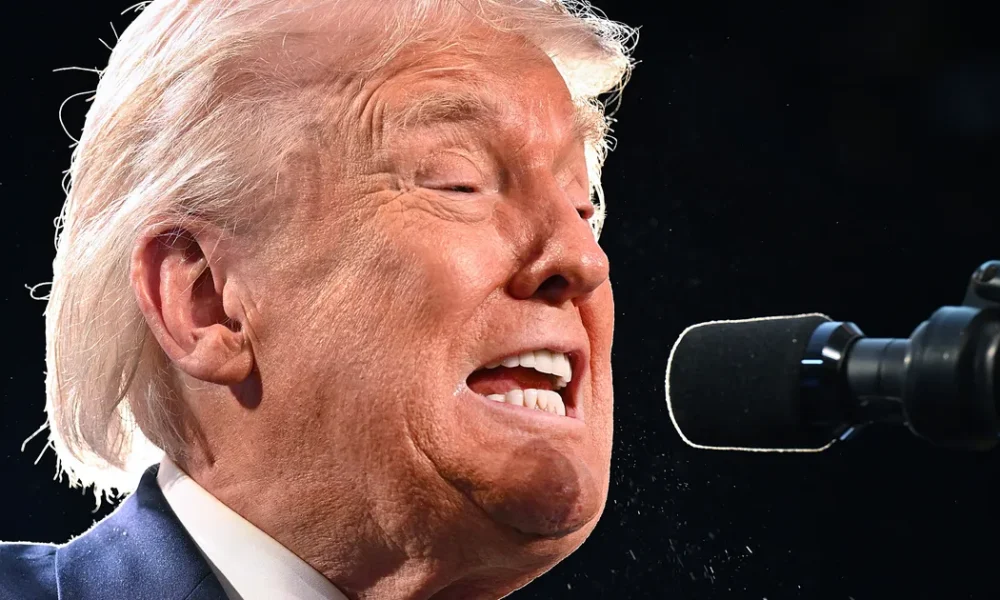 Critics Torch 'Unstable' Trump After Wild Social Media Meltdown