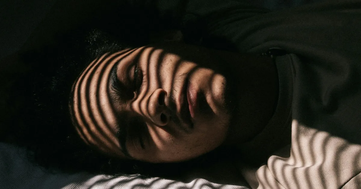 How To Sleep Well When The Clocks Change