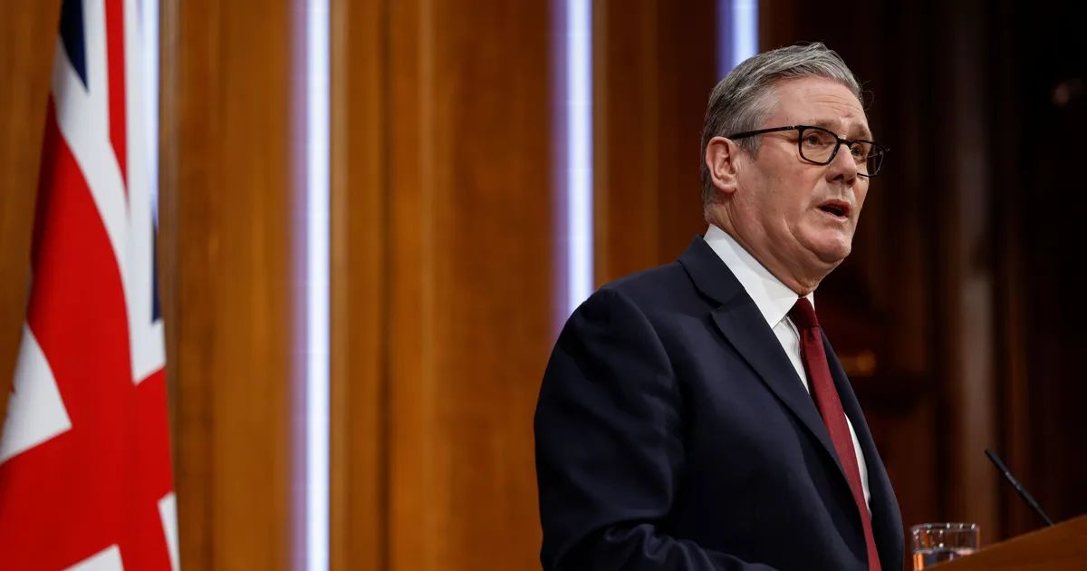 Starmer Weeks Away From Leadership Challenge, Labour MP Warns