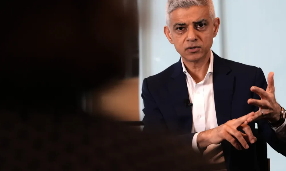 Labour Should Pledge EU Reentry Says Sadiq Khan