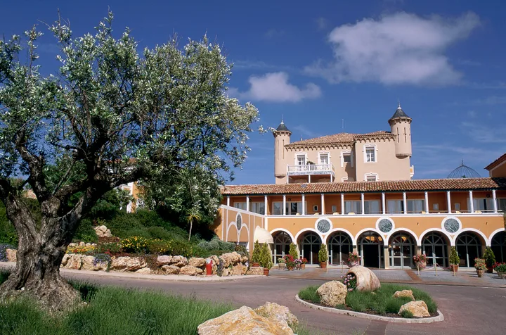 The Château de La Messardière hotel is a rumoured filming location in the next season of The White Lotus