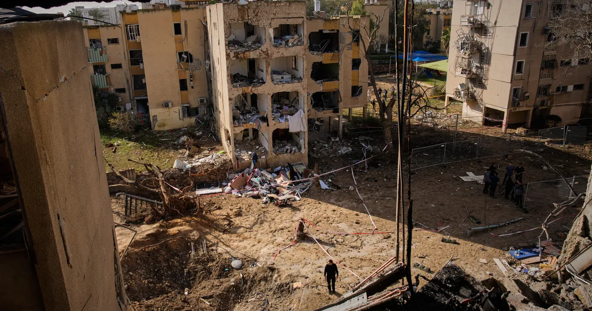 Keir Starmer Warns Irans Missiles Can Reach London