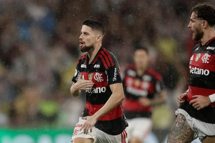 Jorginho of Brazil's Flamengo celebrates after scoring his side's second goal, from the penalty spot, during the Recopa Sudamericana second leg final soccer match against Argentina's Lanus in Rio de Janeiro, Thursday, Feb. 26, 2026. (AP Photo/Bruna Prado)